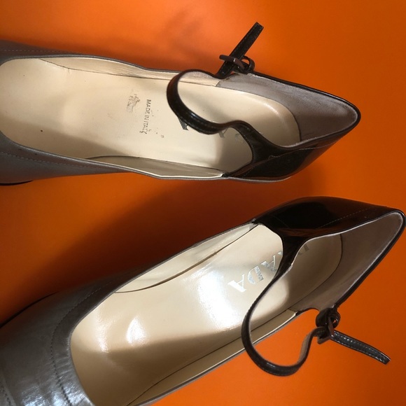 Prada 2000s Square Toe Heels Y2K gray leather - Picture 4 of 16